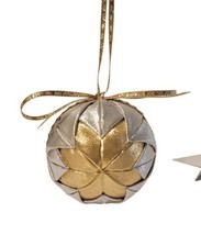 VTG Handcrafted Fabric Folded Quilt Star Christmas Ornament Ball Silver &amp; Gold  - £11.62 GBP