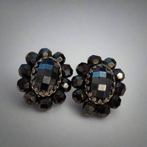 Vintage Black Faceted Bead Button Clip On Earrings - $456.10 MXN