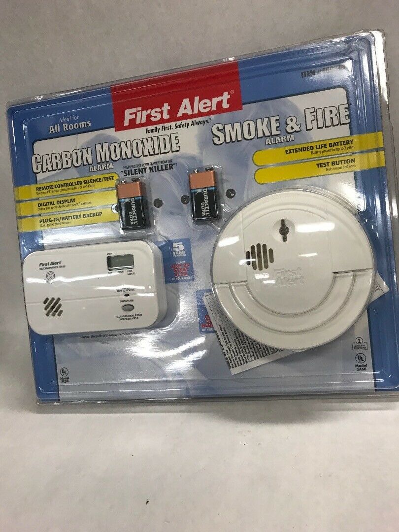 First Alert 489379 Carbon Monoxide smoke fire alarms 2 pack NIB OLD STOCK Home - $27.61