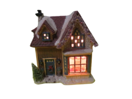 Victoria Falls Porcelain Lighted Christmas House Electric W/Bulb In Box - $19.31
