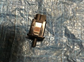 BMW E39 528i 540i 525i 530i INTERIOR GLOVE BOX LIGHT BUTTON SWITCH REAR ... - $6.70