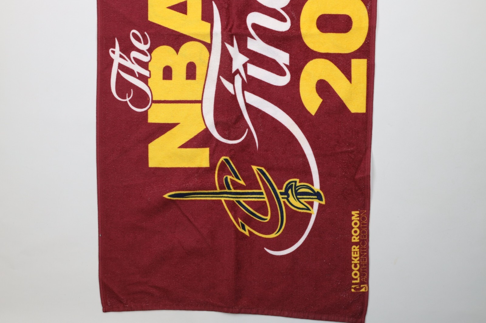 Vintage Y2K NBA Basketball 2017 NBA Finals Cleveland Cavaliers Basketball Towel Item image 4