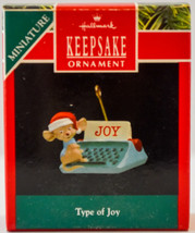 Hallmark Type of Joy 1990 Mouse With Typewriter Miniature Keepsake Ornament - £9.24 GBP