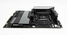 ASUS ROG Crosshair X670E Hero AMD AM5 DDR5 WiFi 6E ATX Motherboard image 5