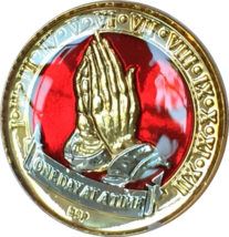One Day At A Time Praying Hands Mandarin Red &amp; Gold Plated Nickel Tri-Pl... - $292.50 MXN