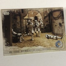 Rogue One Trading Card Star Wars #33 In The Streets Of Jedha - £1.53 GBP
