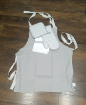 New 4-Piece Kitchen Set, 1 Mitts,1 Holders, 1 Bib Apron 1Towel Cotton Gr... - $3.70