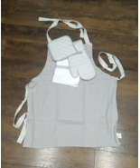 New 4-Piece Kitchen Set, 1 Mitts,1 Holders, 1 Bib Apron 1Towel Cotton Gr... - $3.49