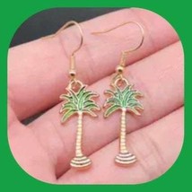 New Tropical Palm Tree Enamel Earrings - £4.71 GBP