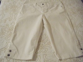 SONOMA WHITE SHORTS SZ 10 COTTON BLEND BUTTON ACCENT #9021 - £7.71 GBP