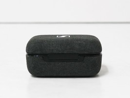 Sennheiser MOMENTUM True Wireless 3 Earbuds - Black image 8