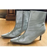 Bijou Silver leather Kitten heel ankle boots women&#39;s size 7.5 m - $31.20 CAD