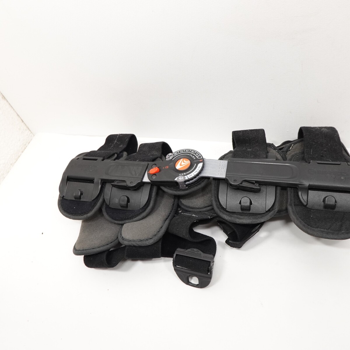 Breg T Scope Premier Post-Op Padded Adjustable Knee Brace Left/Right - $26.99 Breg T Scope Premier Post-Op Padded Adjustable Knee Brace Left/Right - $26.99