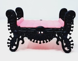Mattel Monster High - Freaky Fusion Catacombs Replacement Couch Bench Pink Black - £5.87 GBP