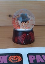 A Nightmare On Elm Street Freddy Krueger Red Glitter Mini Snow Globe - £19.65 GBP