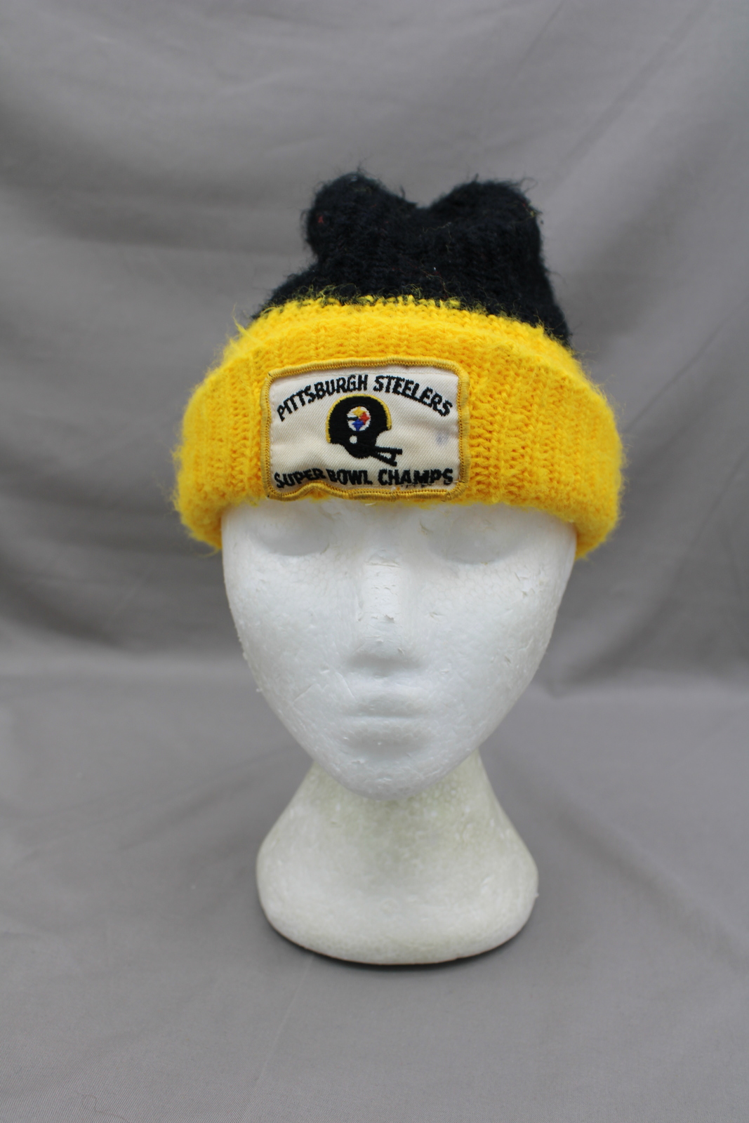 Pittsburgh Steelers Beanie -  1970s Superbowl Champions Patch - Adult One Size  - £50.84 GBP
