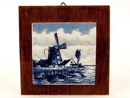 Miniature Blue Delft Hanging Wall Tile, 2&quot; Porcelain on 3&quot; Board, 2&quot; #DLFT-09 - £11.48 GBP