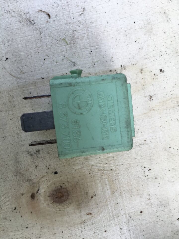 BMW E34 E36 E38 E39 E46 E53 RELAY TYCO SIEMENS FUEL PUMP LAND ROVER GREE... - $4.07