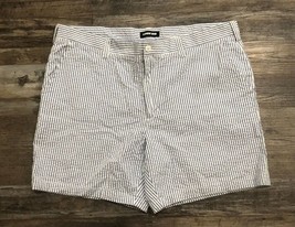 Lands End Mens Size 38 White &amp; Blue Striped Flat Front Casual Chino Shorts - $16.66