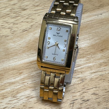 Vintage Waltham Japan Quartz Watch Unisex Gold Tone Curved Rectangle New Battery - £28.23 GBP