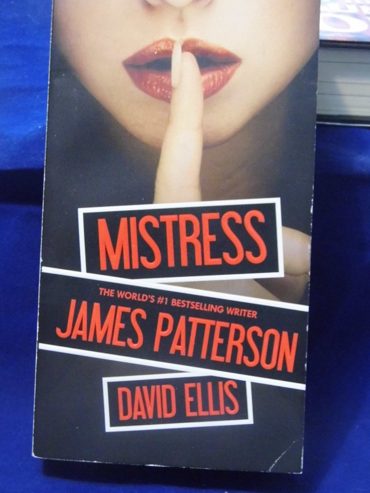 MISTRESS by David Ellis &amp; James Patterson (2011, paperback) 1st Ed. - $4.49