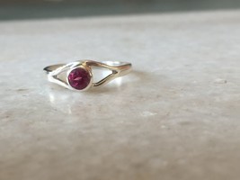 Super fine quality natural tourmaline ring for women in 925 sterling silver - £78.35 GBP