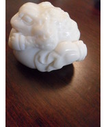 TAGUA NUT VEGETABLE HAND CARVED NATURAL Japan Frog, around 2 &quot; - $1,053.55 MXN