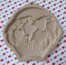 Vintage Brown Bag Cookie Art Shortbread Cookie Craft Mold Basket of Hearts 1992 - £9.47 GBP