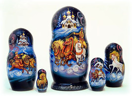 Winter Troika Nesting Doll - 6&quot; w/ 5 Pieces - £52.74 GBP