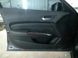 TLX       2015 Front Door Trim Panel 104686523 - $198.00