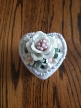 Ceramic White Heart Shaped Box 3D Pastel Flowers Trinket Jewelry Dish Jar Gift - £17.40 GBP