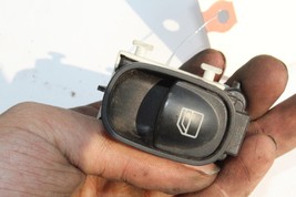 03-06 MERCEDES CLK320 CLK500 REAR LEFT OR RIGHT WINDOW CONTROL  SWITCH   R3975 image 8
