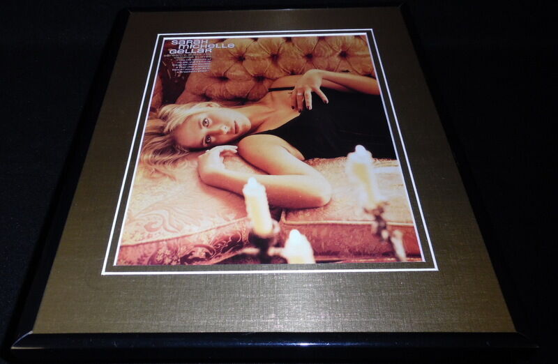 Primary image for Sarah Michelle Gellar 1998 Framed 11x14 Photo Display