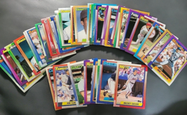 Lot 12 of Vintage Topps Baseball Cards 1990 - £6.85 GBP