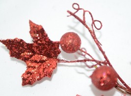 Unbranded SXW035429RD Glittery Red Holly Berries Lace Leaves Swag Decoration image 2
