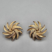 Vintage Crown Trifari Earrings Clip On Gold Tone Textured Pinwheel MCM Stud - $29.99