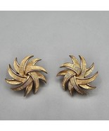 Vintage Crown Trifari Earrings Clip On Gold Tone Textured Pinwheel MCM Stud - $29.99