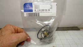 Mercedes Benz 110 220 05 15 Thermostat with Gasket 87  OEM NOS - $37.71