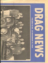 Drag News-11/14/1964-Worlds Largest Pit Crew at Lions Posing Behind the Yeake... - £42.74 GBP