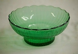 Vintage EO Brody Green Glass Scalloped All Ribbed Candy Bowl Planter M2000 USA - $19.79