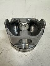 MAHLE Piston 104 L33 | 6 8011 | 1K41357/48-1204 | 105.162 | F8530 (1 Qty) - $53.59