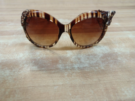 Large Tortoiseshell  Sunglasses Brown Lens Vicky Bedazzled Dog Bones Costume - £51.59 GBP