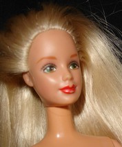 Nude Barbie doll hazel green eyes bendable knees hair blond bend knees vintage - £18.47 GBP