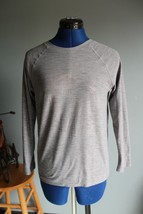 Old Navy Active Girls Breath On Gray/Silver Long Sleeve Top ~L (10-12) ~ - £5.41 GBP