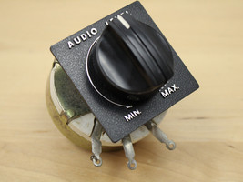 Vintage Audio Level Knob Potentiometer Pot Min / Max Black Replacement Part - £15.56 GBP