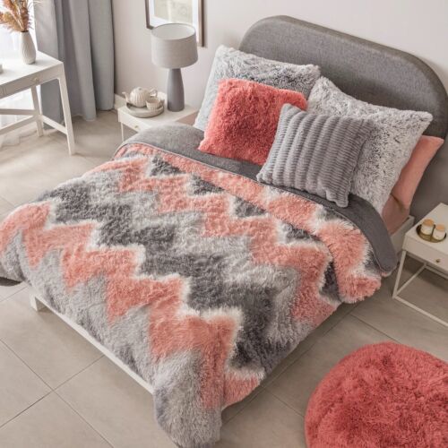 DENALI SHAGGY BLANKET WITH SHERPA VERY SOFTY THICK AND WARM CALIFORNIA KING SIZE - $138.59