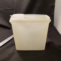 Vintage Tupperware Sheer Cereal Keeper Storage Container with Pour Lid 469-6 - £7.02 GBP