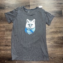 Columbia Sportswear Gray T-Shirt Extra Large Wolf with Scarf classic XL - $7.69