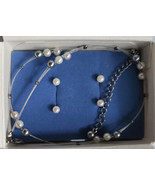 Avon Cable Pearlesque Accent Necklace &amp; Earrings Gift Set Silver Tone in... - £19.65 GBP