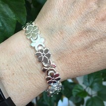 Silver Tone Flower Link Bracelet Fold over Clasp - $18.81